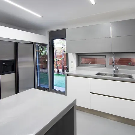 Elegant And Private Living By Neuvel Holiday home Athens