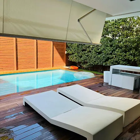 Elegant And Private Living By Neuvel *